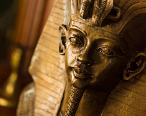 La maldición de Tutankamón y otros misterios de Egipto