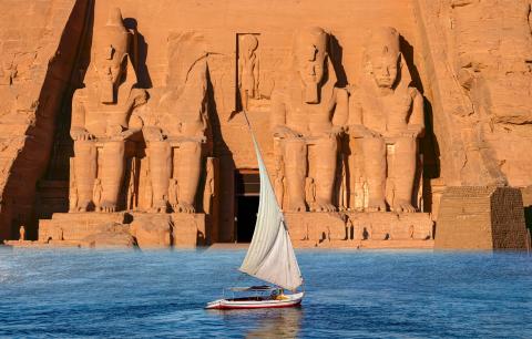 Crucero por el Nilo: Aventura y misterio en Egipto  
