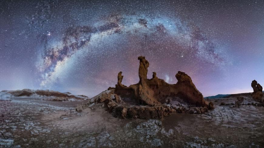 Estrellas en el valle de la Luna